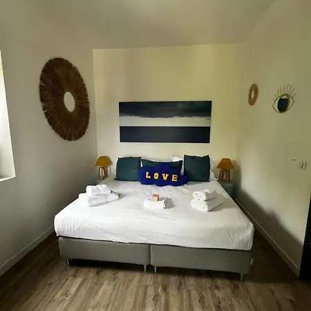 Villavos- Le Bocage Vila